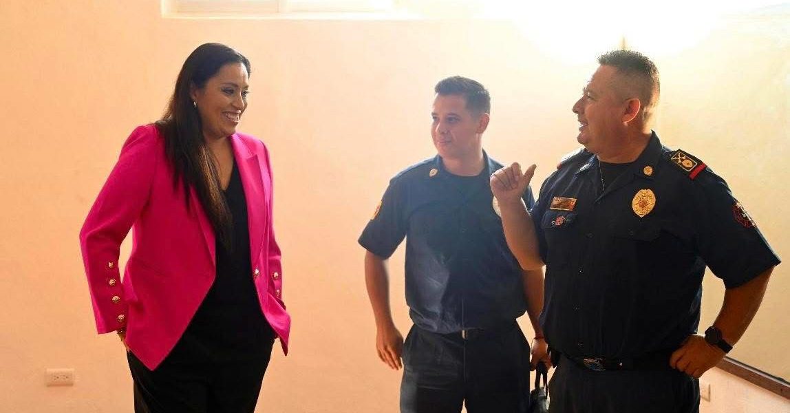 💙 Lucero Espinoza compartió la gran experiencia que vivió junto al equipo del DIF Municipal de Pabellón de Arteaga, al participar en el Concurso Gastronómico Estatal en conmemoración del Día Mundial de la Alimentación… ¡y con mucho orgullo obtuvieron el primer lugar! 🏆✨