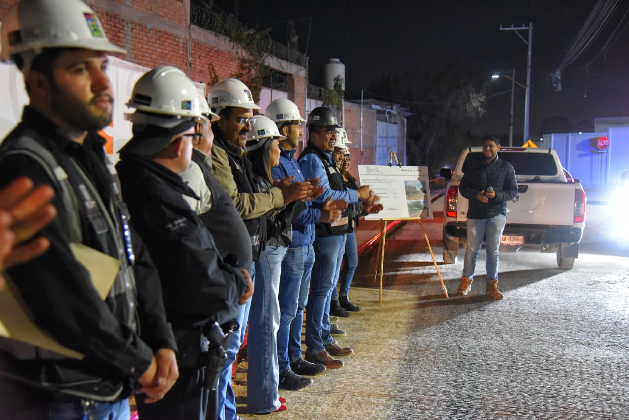 ARRANCA OBRA EN LA CALLE ARROYO DE LAS CULEBRAS EN LOS ARROYITOS, JESÚS MARÍA