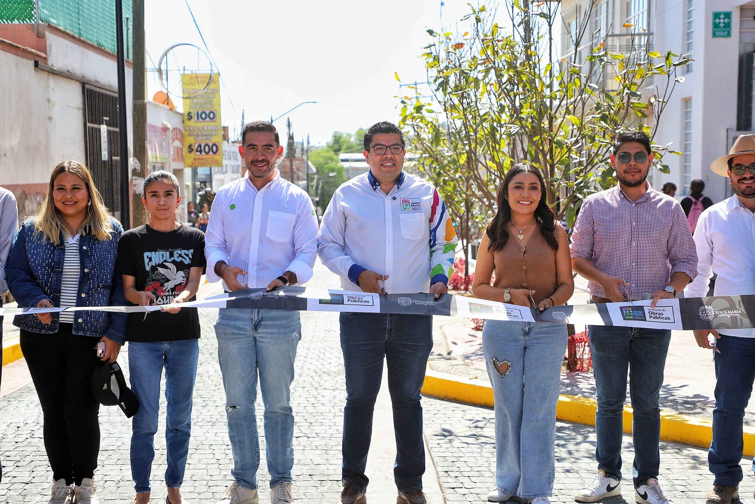INAUGURA CÉSAR MEDINA LA REHABILITACIÓN DE LA CALLE MINA EN JESÚS MARÍA
