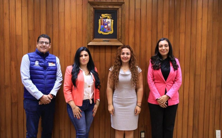 ¡Les deseo un muy bonito y cálido inicio de semana para todos y todas! ✨