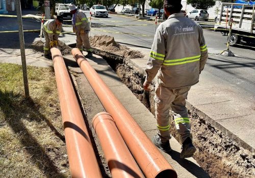 REALIZA MIAA OBRA DE SUSTITUCIÓN DE TUBERÍA SANITARIA EN AVENIDA INDEPENDENCIA