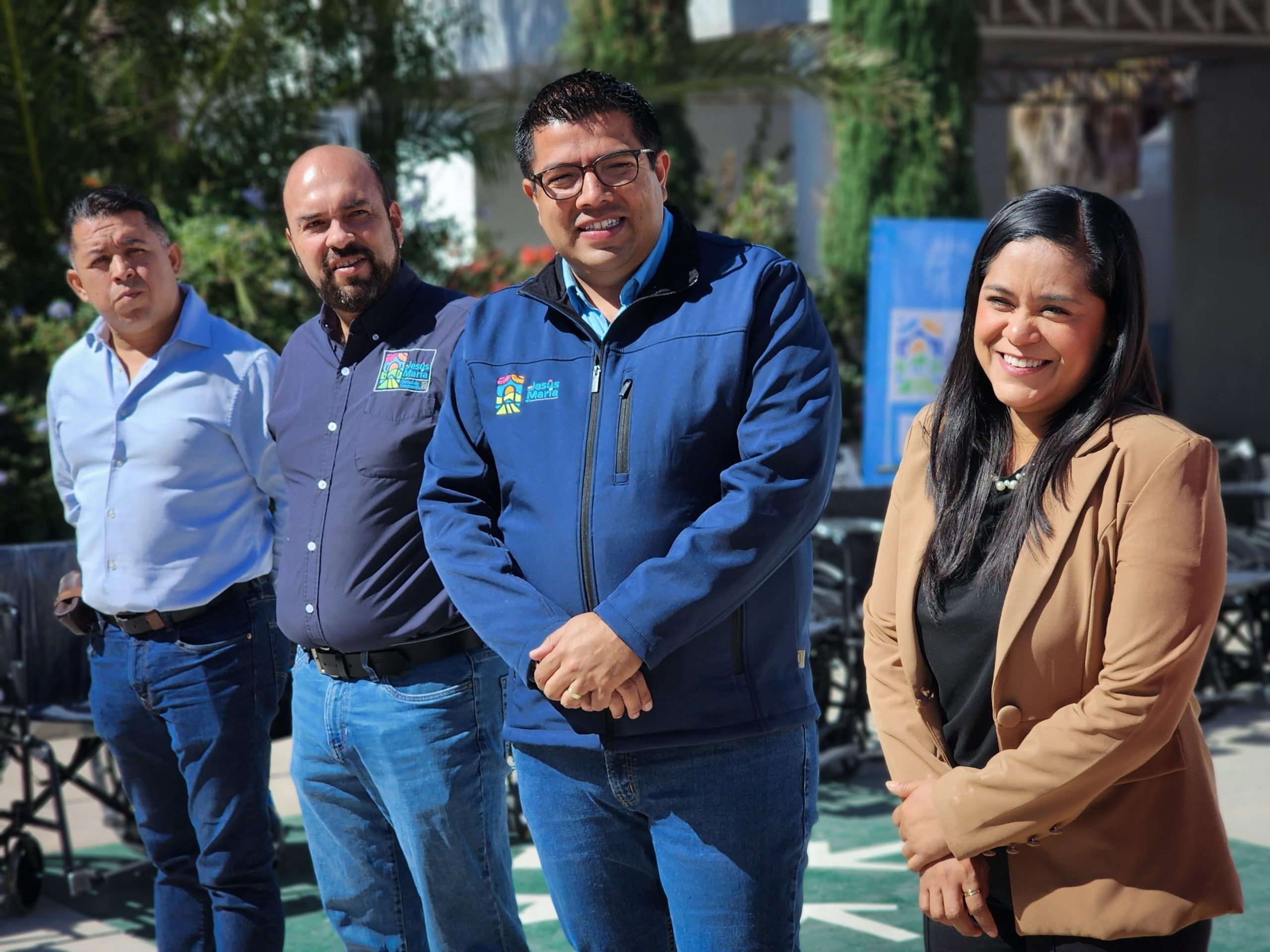 CON MATERIAL RECICLADO, DIF JESÚS MARÍA ENTREGA APOYOS FUNCIONALES A QUIENES MÁS LO NECESITAN