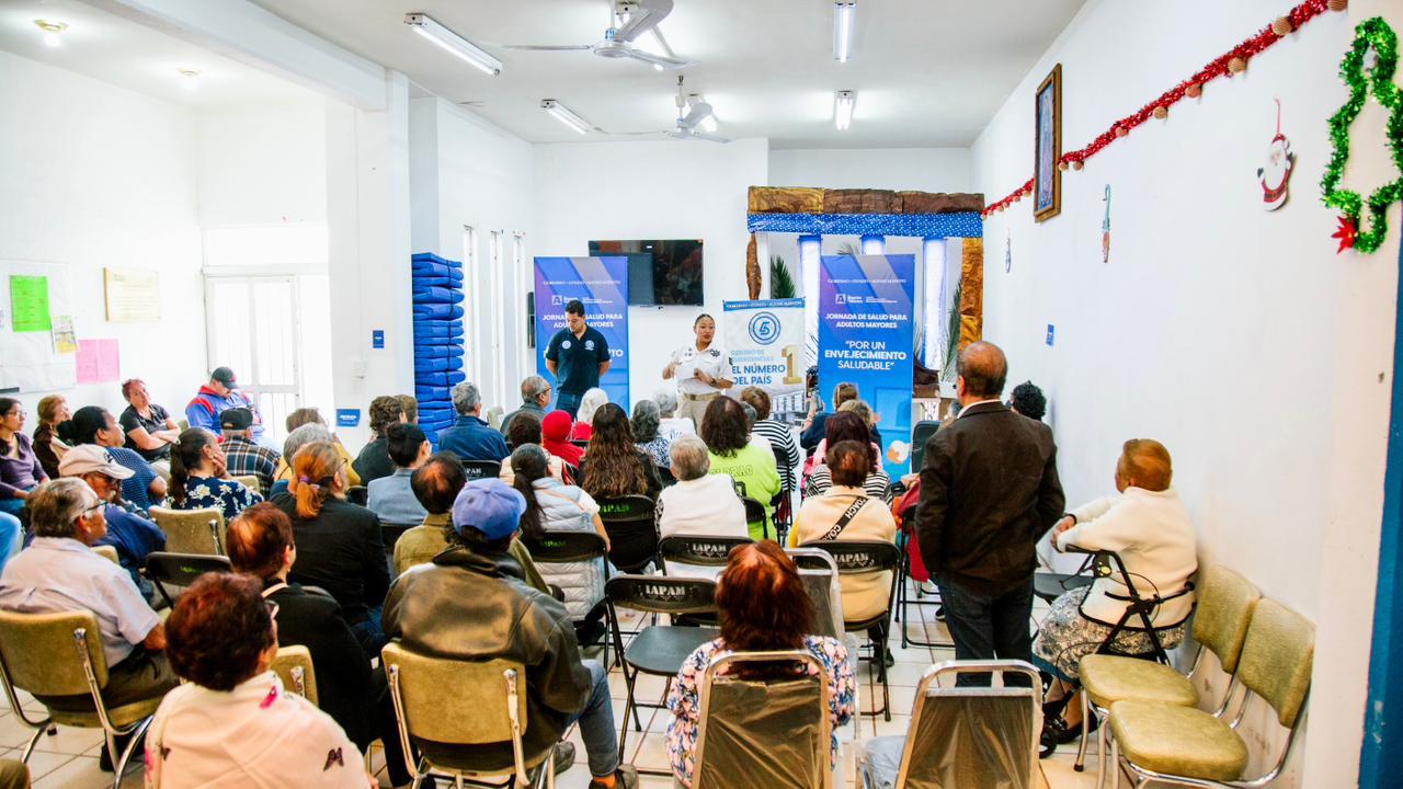 AGUASCALIENTES REFUERZA LA SEGURIDAD DE ABUELITOS, MUJERES E INFANTES CON AUTISMO MEDIANTE BOTONES DE VIDA