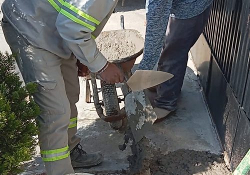 ✅👷🏼‍♂️ Continúan los trabajos de reparación de baches en distintos sectores de la ciudad, cumpliendo con los objetivos y proyectos de MIAA para brindar un mejor servicio a la ciudadanía 🚧🕳️🚧