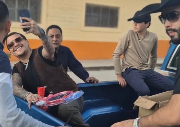 Un juguete, una foto y muchas opiniones: el debate que encendió la Navidad en redes