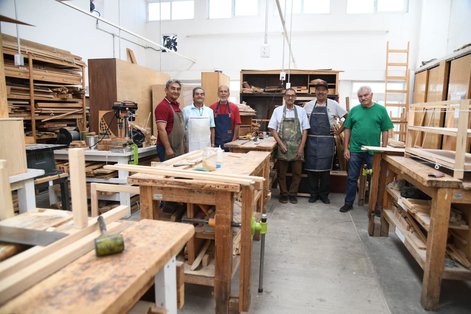 EL DIF ESTATAL INVITA A ADULTOS MAYORES A DISFRUTAR DE TALLERES GRATUITOS EN EL CENTRO GERONTOLÓGICO