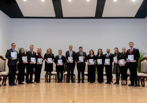 CÉSAR MEDINA ENTREGA SU PRIMER INFORME DE GOBIERNO EN SESIÓN SOLEMNE DE CABILDO
