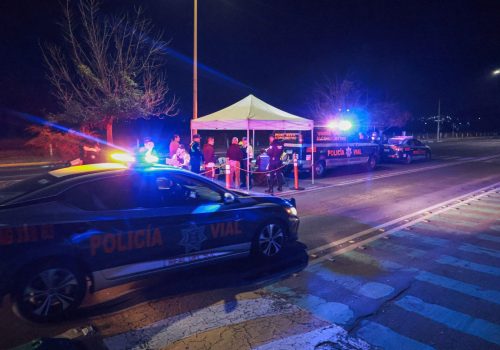 REFUERZA POLICÍA MUNICIPAL OPERATIVO ALCOHOLÍMETRO PARA PREVENIR ACCIDENTES VIALES