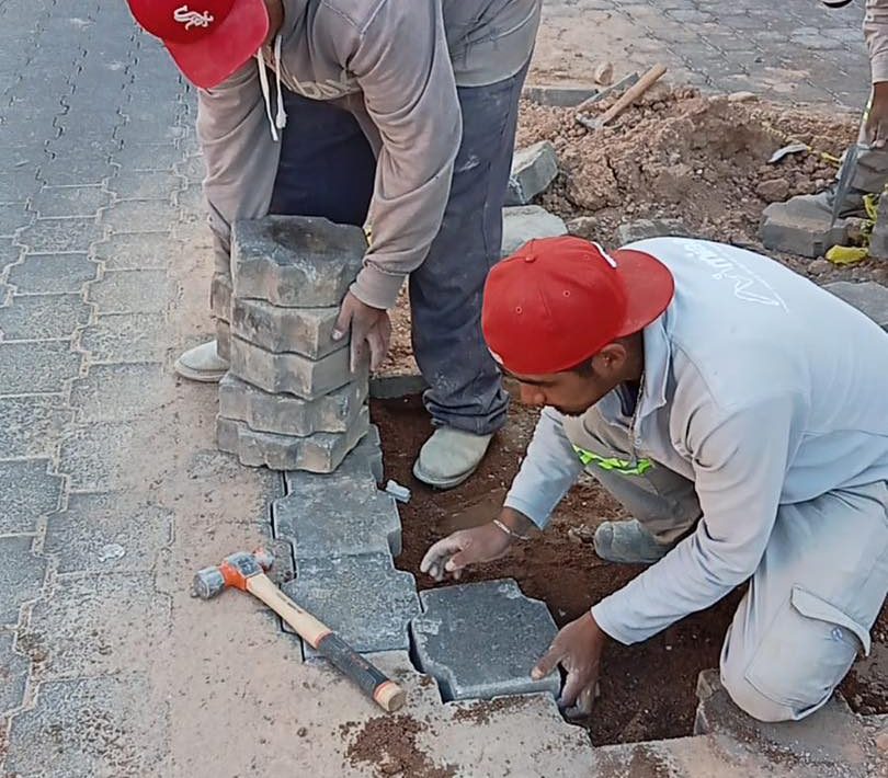 ✅👷🏼‍♂️ Continúan los arduos trabajos por parte de nuestra cuadrilla operativa del área de bacheo. 🚧🕳️🚧