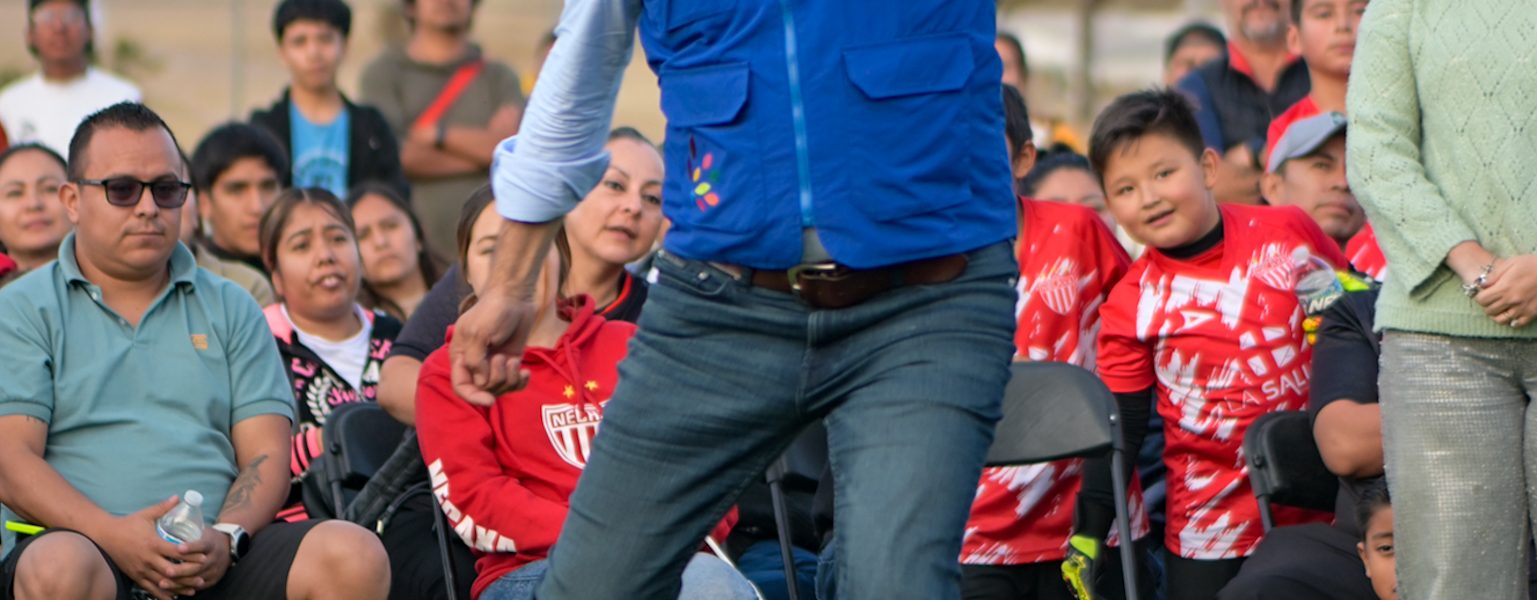 ENTREGA LEO MONTAÑEZ REHABILITACIÓN DE CANCHA DE FÚTBOL DE PASTO SINTÉTICO EN SOLIDARIDAD IV