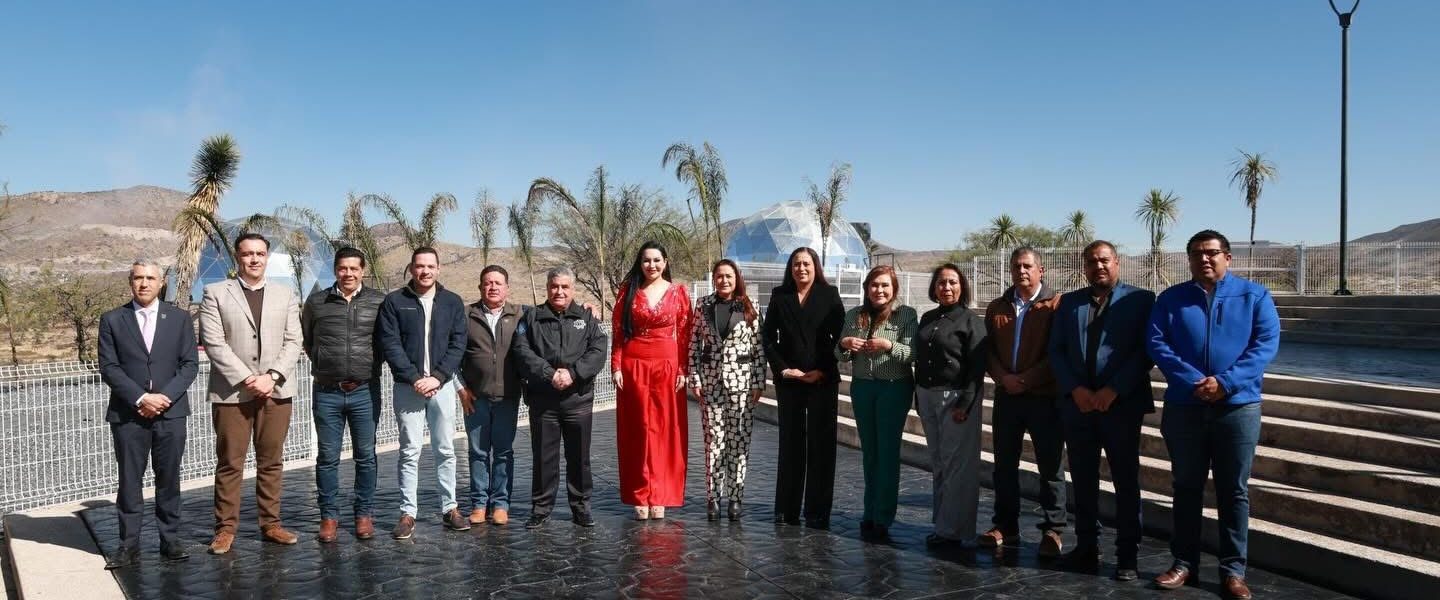 Compartieron un espacio de trabajo entre alcaldesas y alcaldes del estado en Tepezalá, para seguir coordinando acciones que beneficien a sus comunidades. 🤝