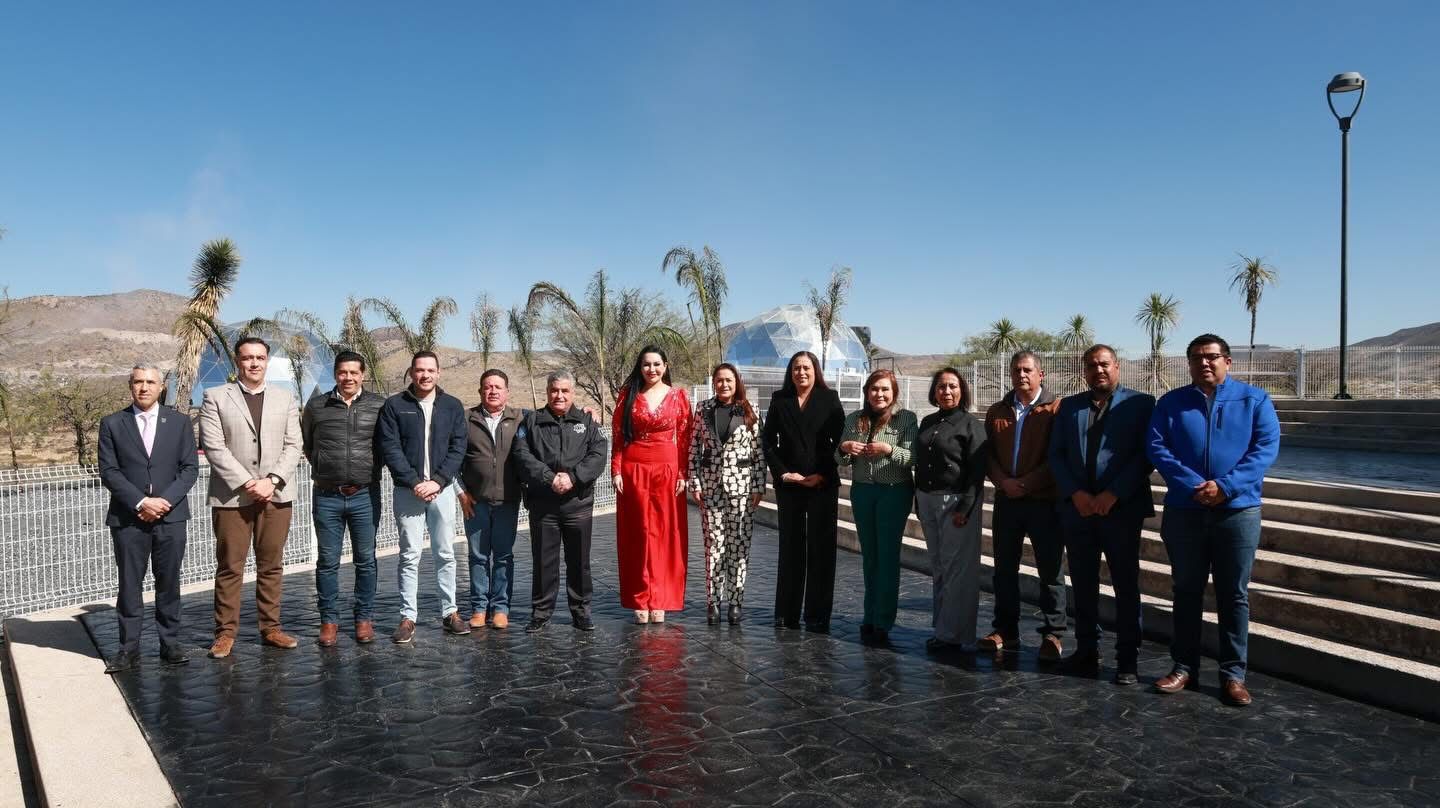 Compartieron un espacio de trabajo entre alcaldesas y alcaldes del estado en Tepezalá, para seguir coordinando acciones que beneficien a sus comunidades. 🤝