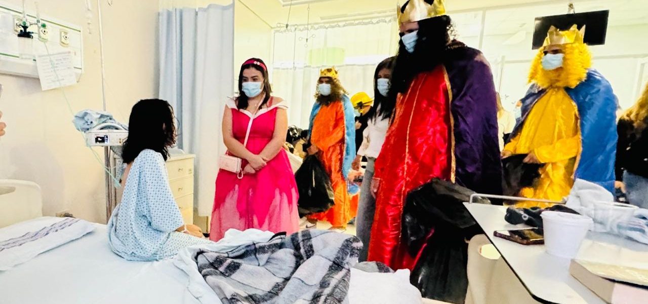 La magia de los Reyes Magos llegó al Hospital Miguel Hidalgo para llenar de alegría y sorpresas a las niñas y los niños que pasan sus días en este lugar.