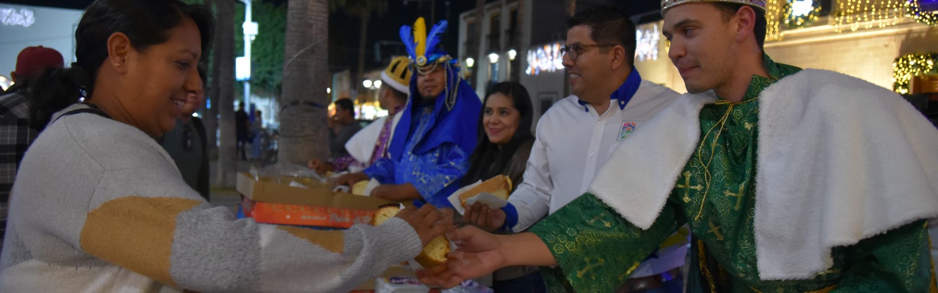 *GOBIERNO DE JESÚS MARÍA CELEBRA EL DÍA DE REYES CON ENTREGA DE ROSCAS, COBIJAS Y JUGUETES EN DIVERSAS COLONIAS DEL MUNICIPIO*