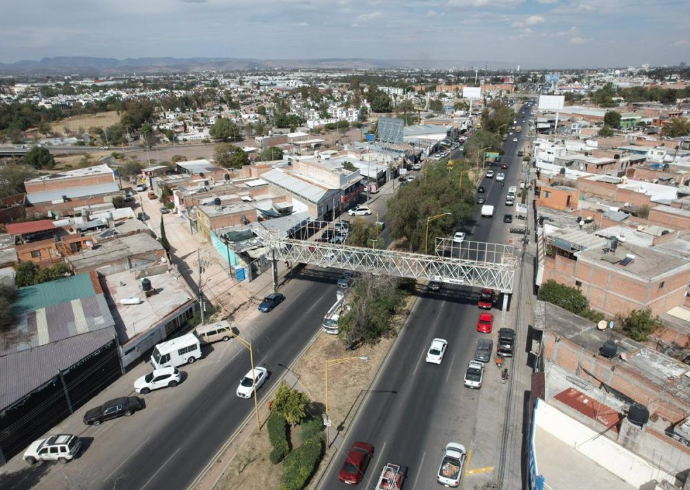 MUNICIPIO DE AGUASCALIENTES REALIZARÁ DESMONTAJE DE PUENTES PEATONALES EN AV. AGUASCALIENTES PONIENTE