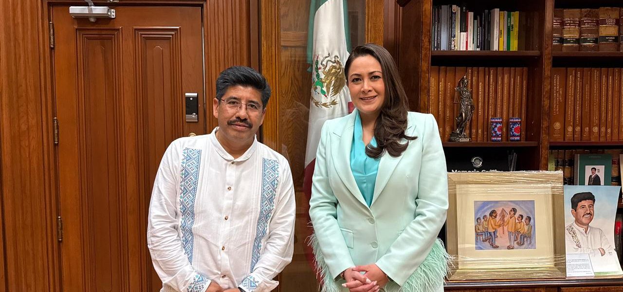 REUNIÓN CON EL MINISTRO PRESIDENTE DE LA SUPREMA CORTE DE JUSTICIA DE LA NACIÓN, HUGO AGUILAR ORTIZ  Sostuvimos una reunión con el Ministro Presidente de la Suprema Corte de Justicia de la Nación, Hugo Aguilar Ortiz, en la que dialogamos sobre la importancia de la coordinación entre instituciones para fortalecer el Estado de Derecho, la legalidad y el respeto a la Constitución.  Este encuentro refrenda el compromiso de seguir trabajando con responsabilidad, diálogo y visión institucional en beneficio de México y de las y los ciudadanos.